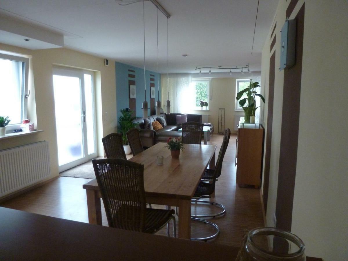 Ferienwohnung Eisele Heike Gunzburg Bagian luar foto