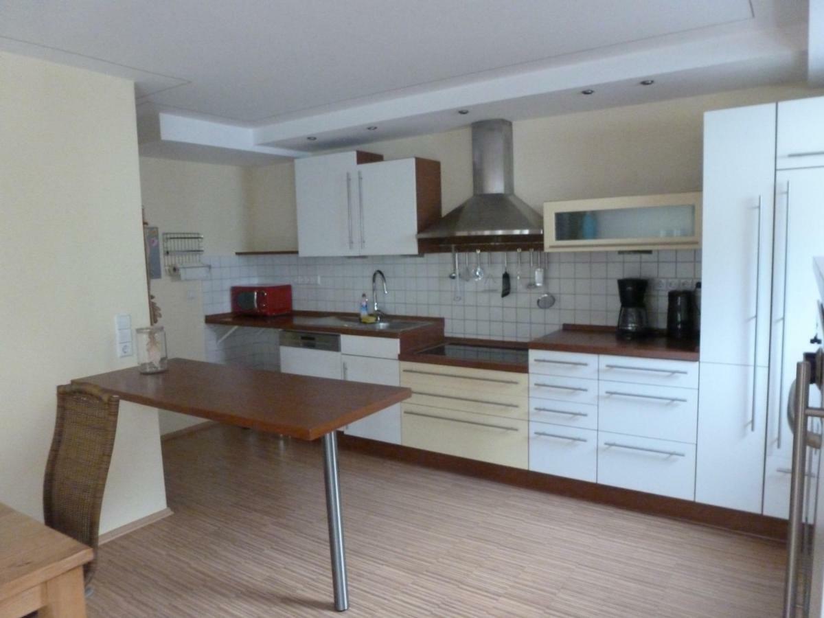 Ferienwohnung Eisele Heike Gunzburg Bagian luar foto