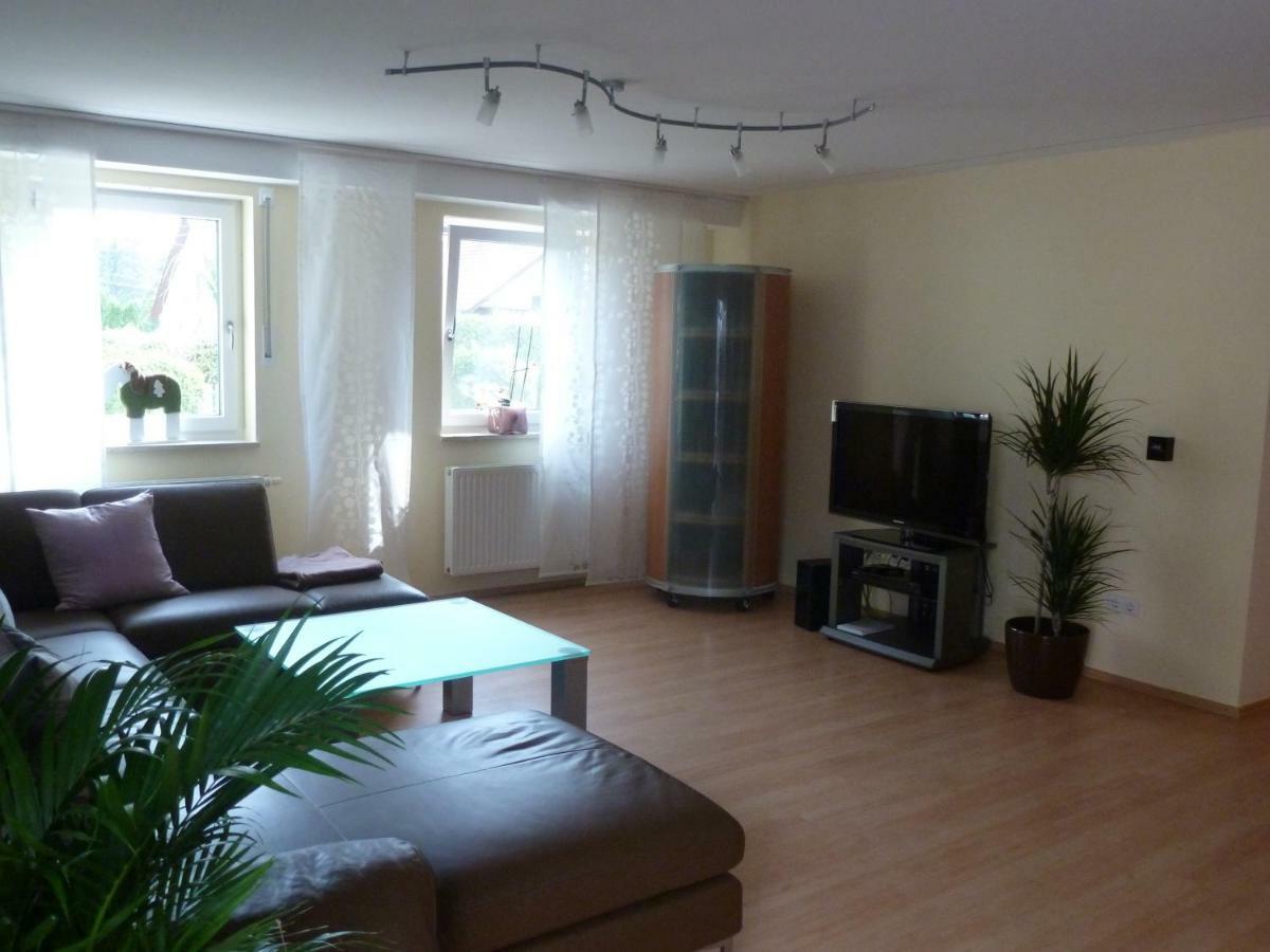 Ferienwohnung Eisele Heike Gunzburg Bagian luar foto