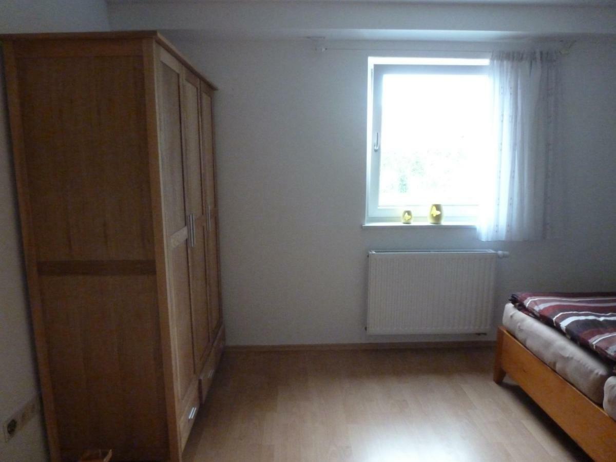 Ferienwohnung Eisele Heike Gunzburg Bagian luar foto