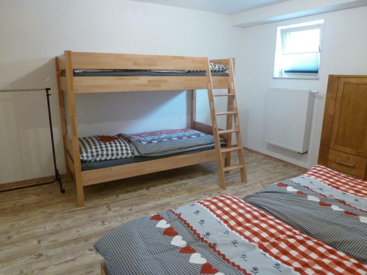 Ferienwohnung Eisele Heike Gunzburg Bagian luar foto